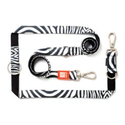 Max & Molly Multi-Function Hondenriem - Zebra -Nieuwe Pootjes 78713b082f6bec158b341233350148da9ffceb7614c0a159b85f4a9a64e5ad07 3